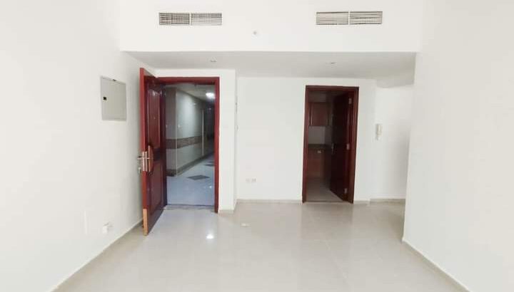 لايجار السنوي غرفة وصالة بالشارقة خان