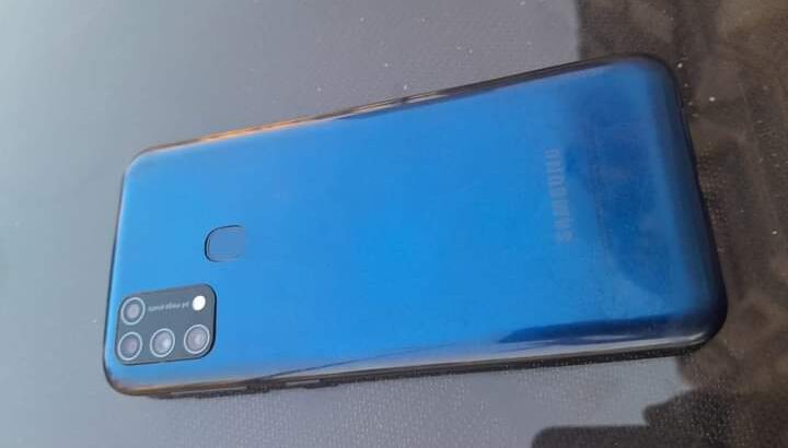 للبيع /samsung 31 ممتاز وعملى