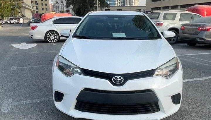 تويوتا كورولا 1.8 موديل 2015 اوراق جمارك بيع