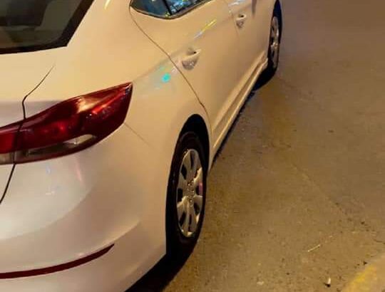 سياره النترا 2018 رقم 2 لون أبيض ممشي قليل