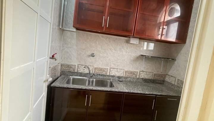 للإيجار شقه غرفه وصاله ومطبخ