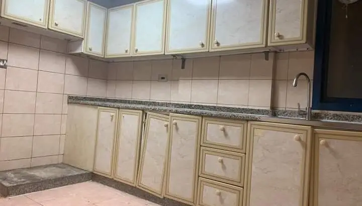 غرفتين للأيجار بعجمان مساحة كبيره