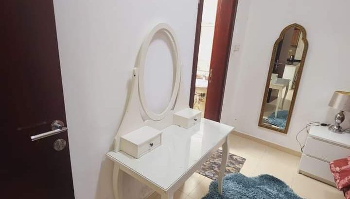 شقة للإيجار الشهري بعجمان غرفة وصالة ٢ حمام