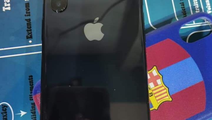 ايفون  IPhone X  265 G.B Battery 76%
