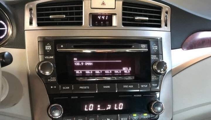 سيارة تويوتا أڤالون موديل 2011 XLEوارد أمريكا