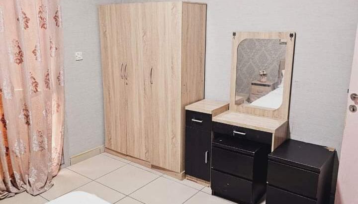 شقة غرفة وصالة للإيجار بالمجاز 3 ممتازه