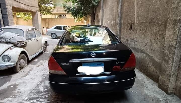 للبيع نيسان صنى N16.  2010