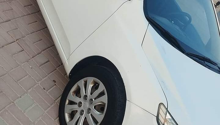 بيع للسفر كيا سيراتو2013