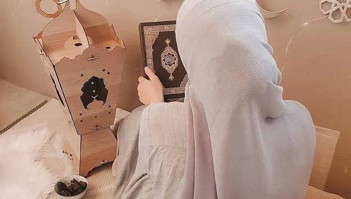باحثه عن وظيفه