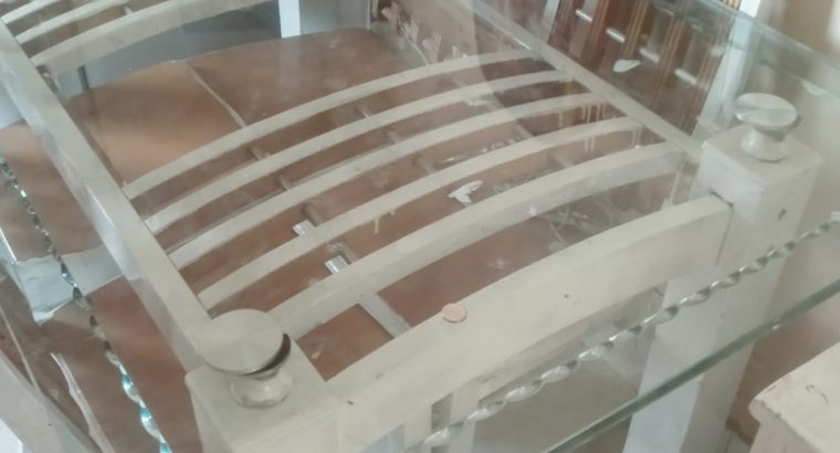 سفره خشب زان ف زجاج ترابيزه و4 كراسي