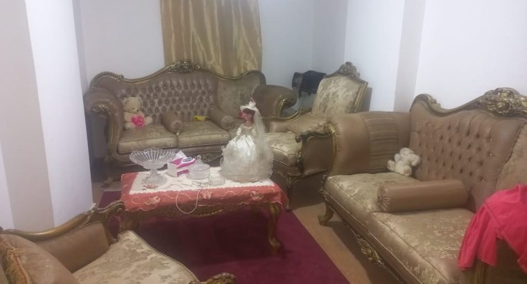 صالون خشب زان احمر عمولة استعمال عروسة البيع