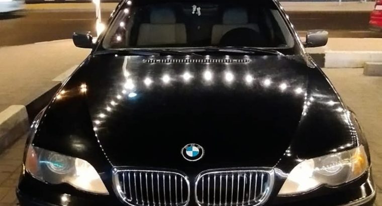Dubai Mirdmw 318i 2005 4-cylinder black 8500 DHS