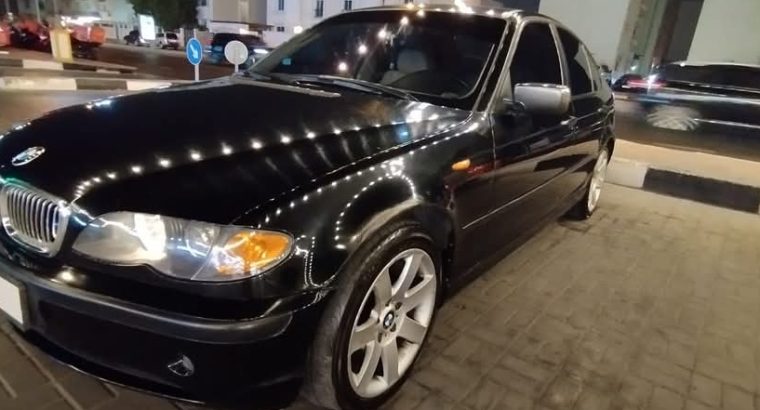 Dubai Mirdmw 318i 2005 4-cylinder black...